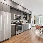 Serenity 2Bd Haven In Hollywood!Free Parking & Pool!