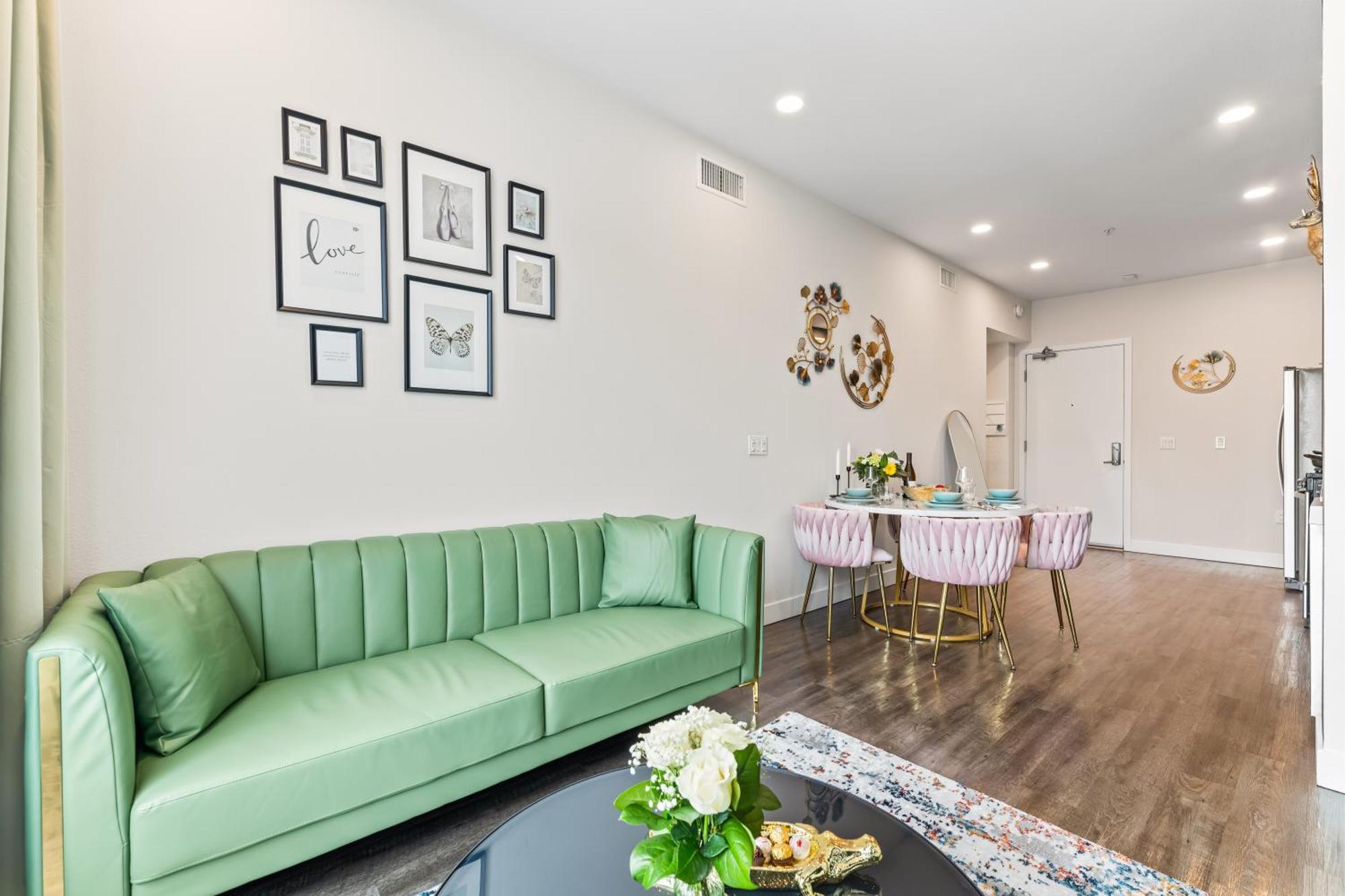 Serenity 2bd Haven In Hollywood!free Parking & Pool!